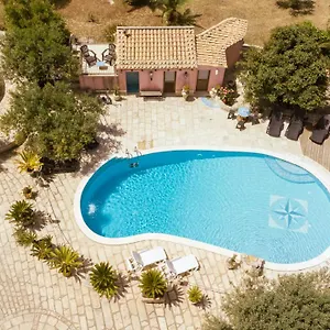  Hébergement de vacances Dependance In Con Piscina Italie