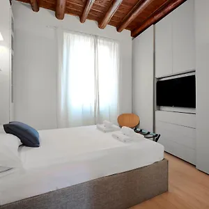 Appartement Bramante In Brera, Milan